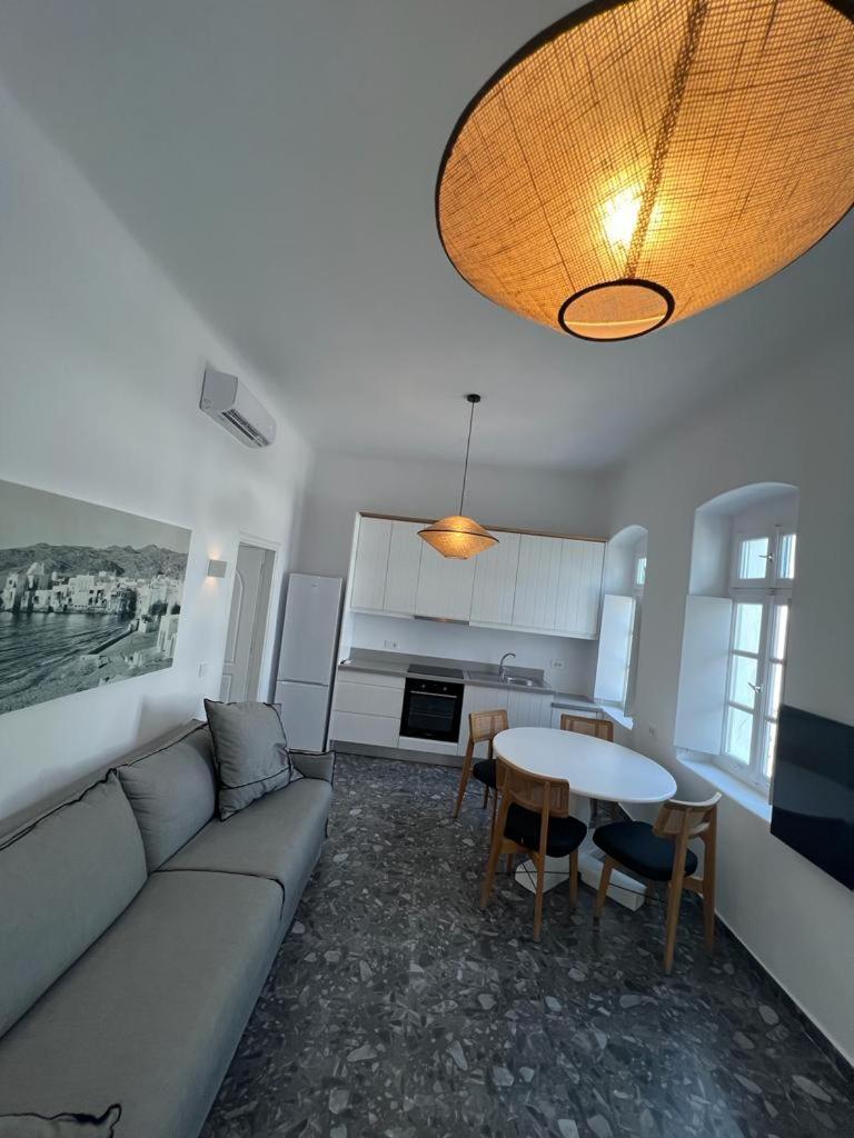 Mykonos Town Kostantis Town Suites מראה חיצוני תמונה